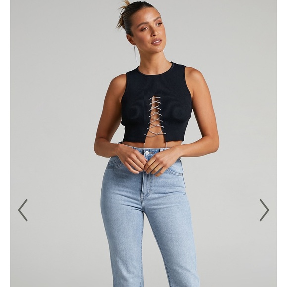 LIONESS - HILTON TANK TOP IN BLACK - Picture 3 of 5